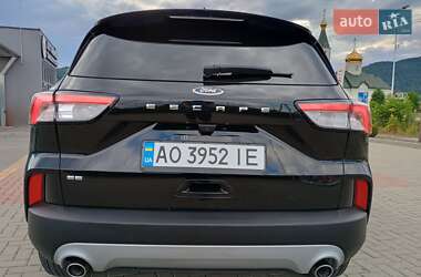 Внедорожник / Кроссовер Ford Escape 2022 в 