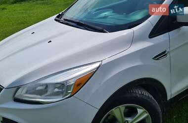 Внедорожник / Кроссовер Ford Escape 2014 в 