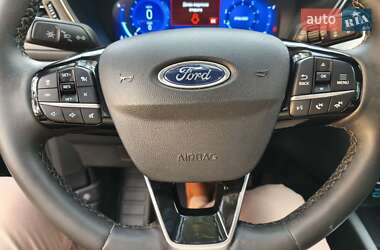 Внедорожник / Кроссовер Ford Escape 2022 в 