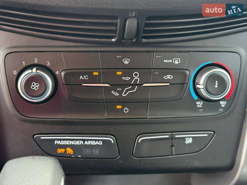 Позашляховик / Кросовер Ford Escape 2019 в Сумах