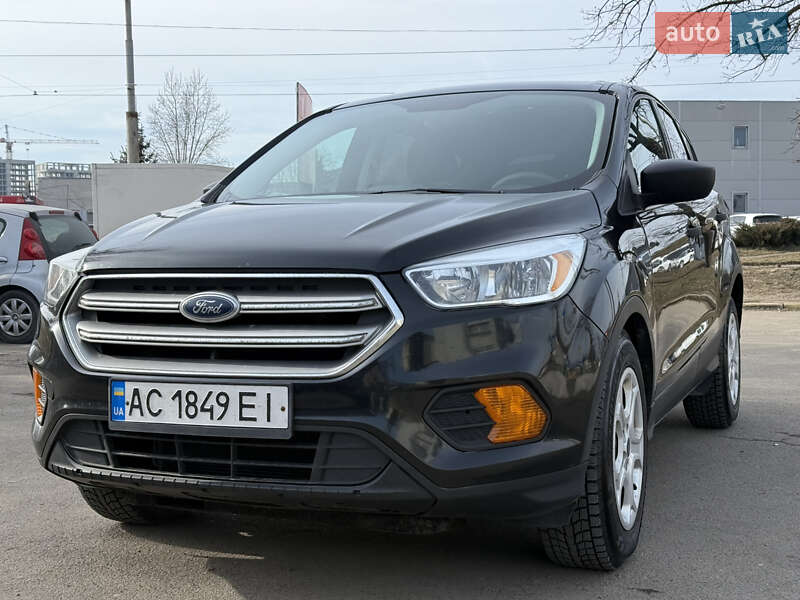 Внедорожник / Кроссовер Ford Escape 2017 в Львове