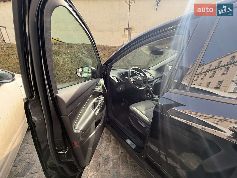 Внедорожник / Кроссовер Ford Escape 2017 в Львове фото 8 Внедорожник / Кроссовер Ford Escape 2017 в Львове