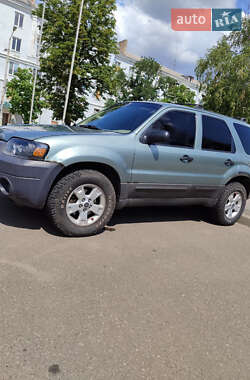 Внедорожник / Кроссовер Ford Escape 2006 в 