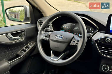 Внедорожник / Кроссовер Ford Escape 2020 в 
