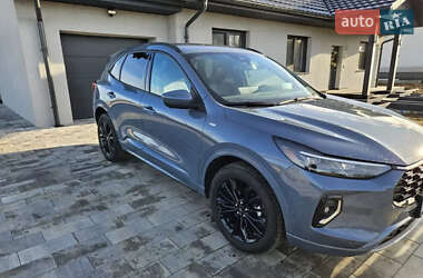 Внедорожник / Кроссовер Ford Escape 2023 в 