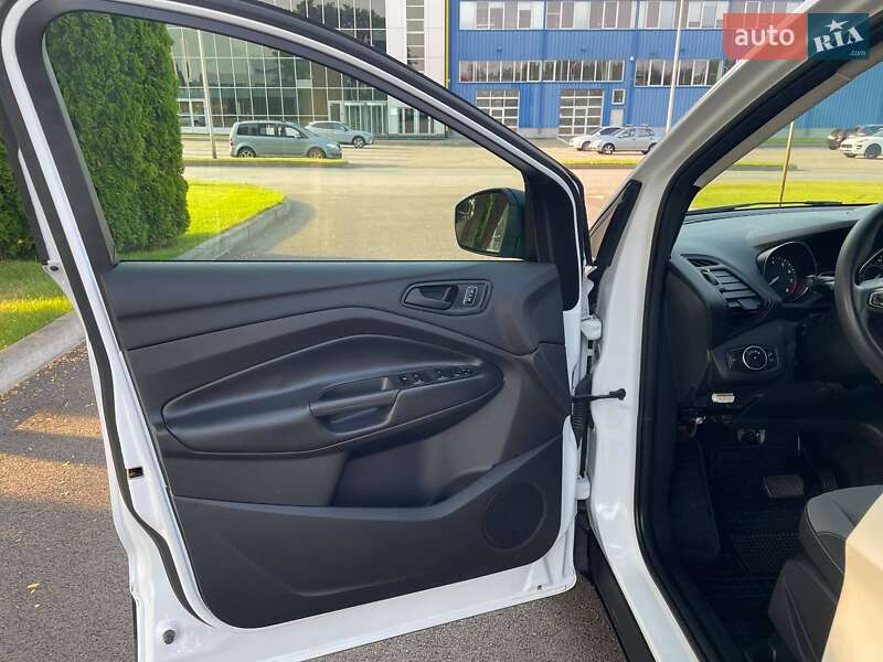 Позашляховик / Кросовер Ford Escape 2018 в Києві