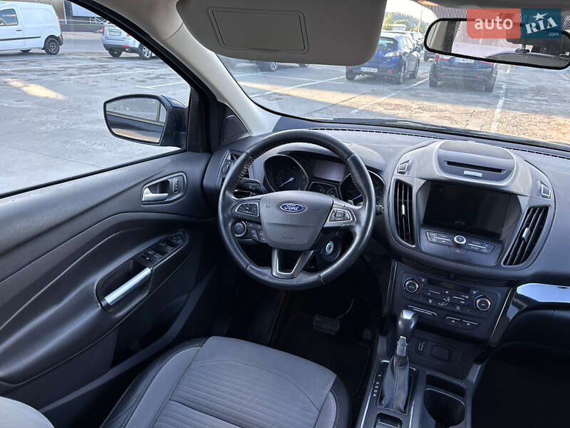 Внедорожник / Кроссовер Ford Escape 2016 в Киеве