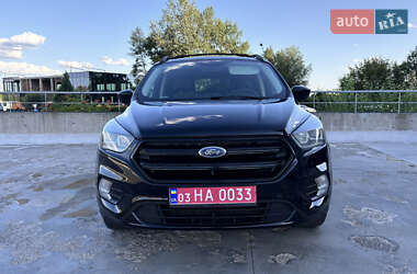 Позашляховик / Кросовер Ford Escape 2016 в 