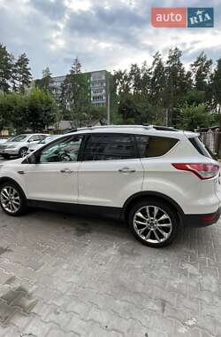 Позашляховик / Кросовер Ford Escape 2015 в Ірпені