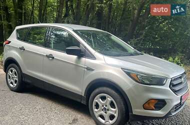 Позашляховик / Кросовер Ford Escape 2018 в Острозі