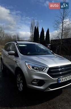 Позашляховик / Кросовер Ford Escape 2019 в Києві