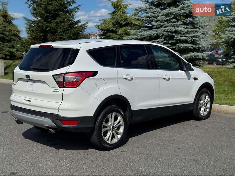 Ford Escape 2017