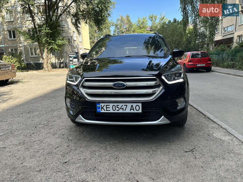 Внедорожник / Кроссовер Ford Escape 2016 в Днепре