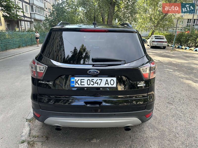 Внедорожник / Кроссовер Ford Escape 2016 в Днепре