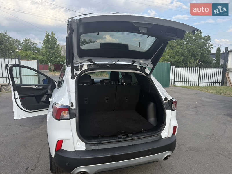 Внедорожник / Кроссовер Ford Escape 2022 в Умани