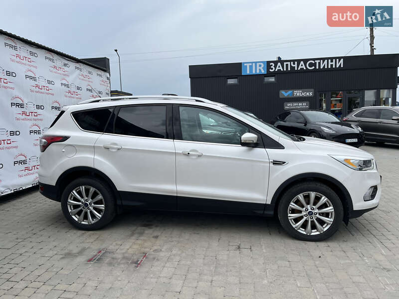 Внедорожник / Кроссовер Ford Escape 2016 в Львове