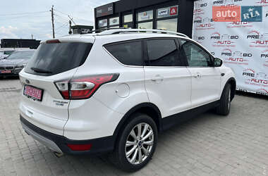 Внедорожник / Кроссовер Ford Escape 2016 в 