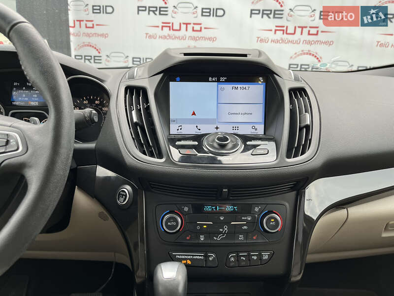 Внедорожник / Кроссовер Ford Escape 2016 в Львове