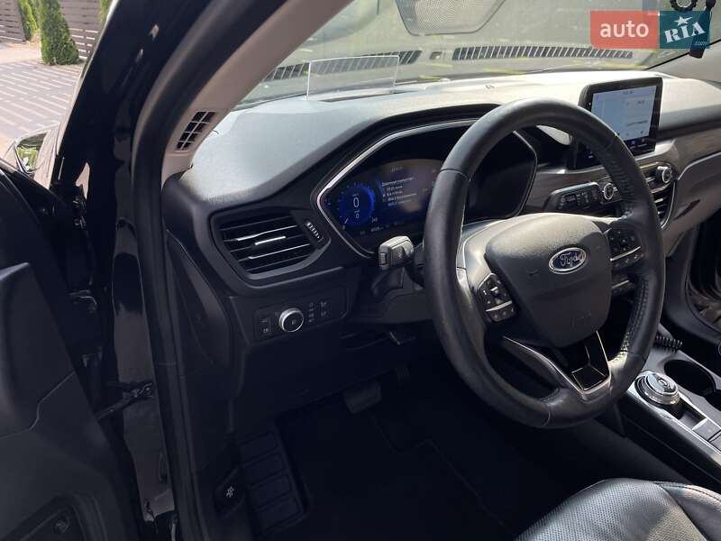 Внедорожник / Кроссовер Ford Escape 2020 в Ивано-Франковске
