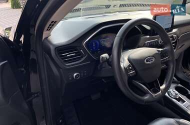 Внедорожник / Кроссовер Ford Escape 2020 в 