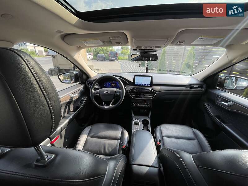 Внедорожник / Кроссовер Ford Escape 2020 в Ивано-Франковске