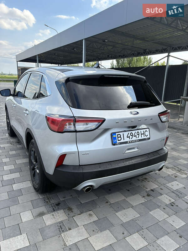 Позашляховик / Кросовер Ford Escape 2019 в Полтаві
