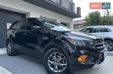Внедорожник / Кроссовер Ford Escape 2019 в Хмельницком