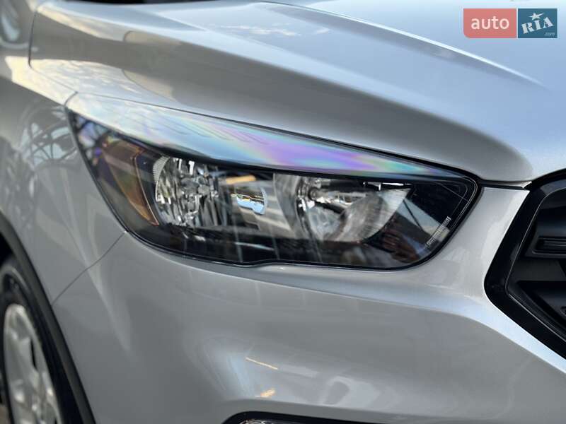 Позашляховик / Кросовер Ford Escape 2018 в Тернополі