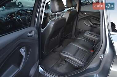 Позашляховик / Кросовер Ford Escape 2014 в 