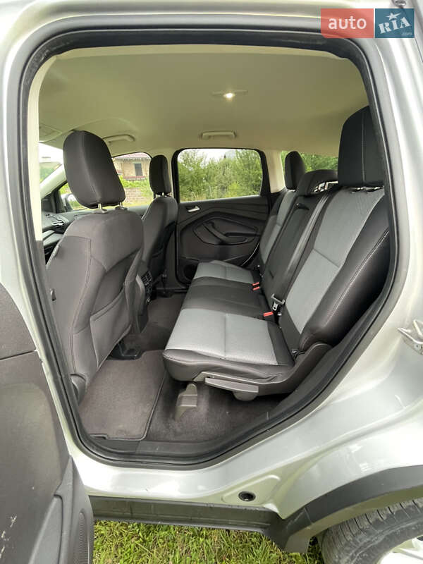Позашляховик / Кросовер Ford Escape 2019 в Івано-Франківську