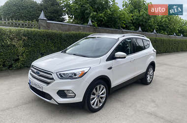 Позашляховик / Кросовер Ford Escape 2017 в Києві