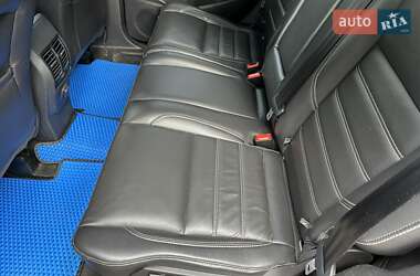 Внедорожник / Кроссовер Ford Escape 2017 в 