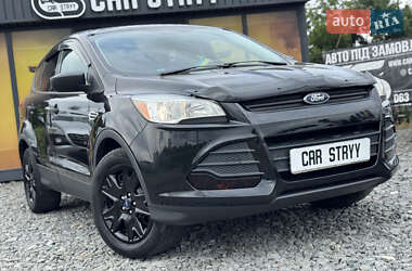Внедорожник / Кроссовер Ford Escape 2016 в 