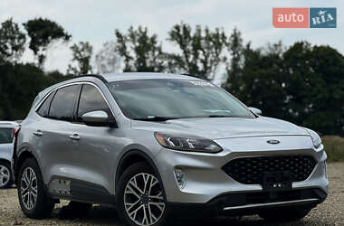 Позашляховик / Кросовер Ford Escape 2020 в Стрию