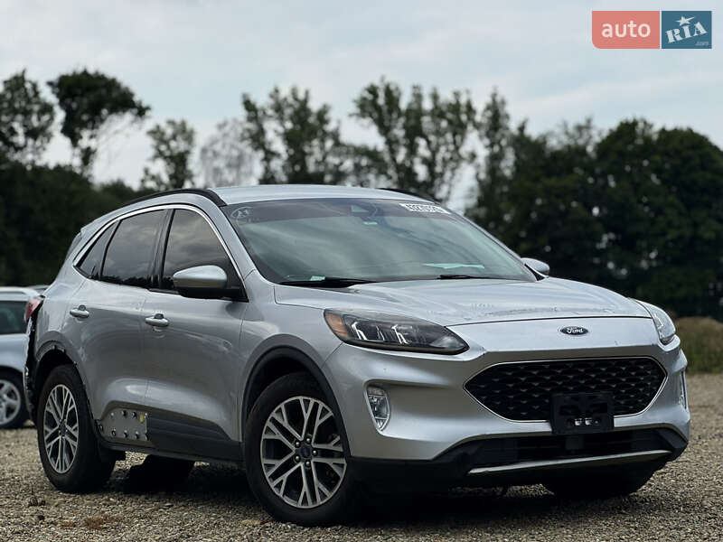 Внедорожник / Кроссовер Ford Escape 2020 в 