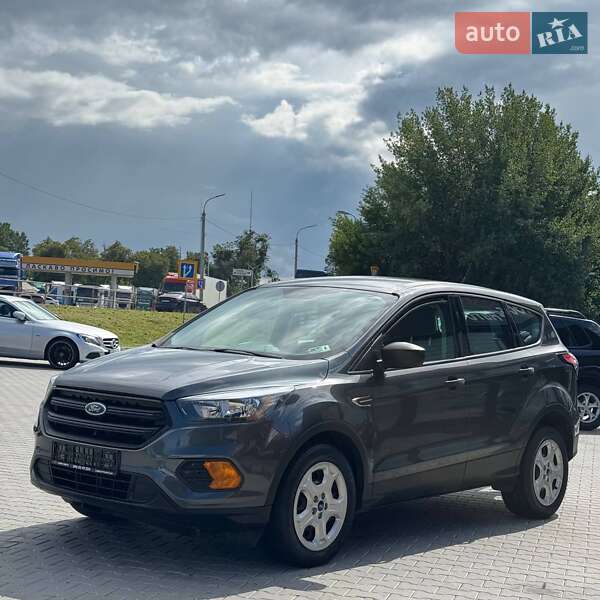 Позашляховик / Кросовер Ford Escape 2018 в Вінниці