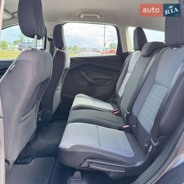 Позашляховик / Кросовер Ford Escape 2018 в Вінниці