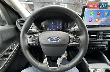 Внедорожник / Кроссовер Ford Escape 2024 в 