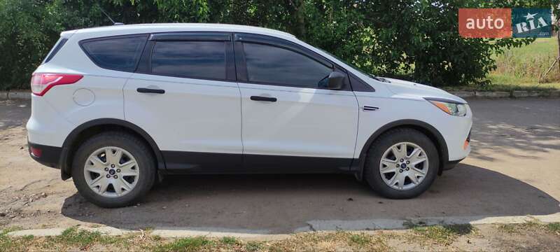 Внедорожник / Кроссовер Ford Escape 2012 в Ольшанке