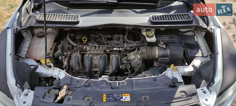 Внедорожник / Кроссовер Ford Escape 2012 в Ольшанке
