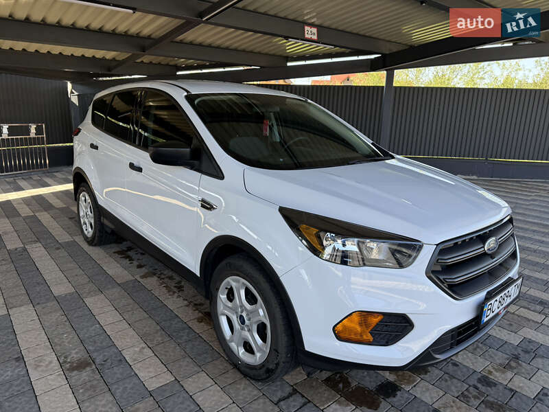 Позашляховик / Кросовер Ford Escape 2019 в Львові