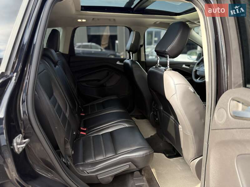 Внедорожник / Кроссовер Ford Escape 2019 в Львове