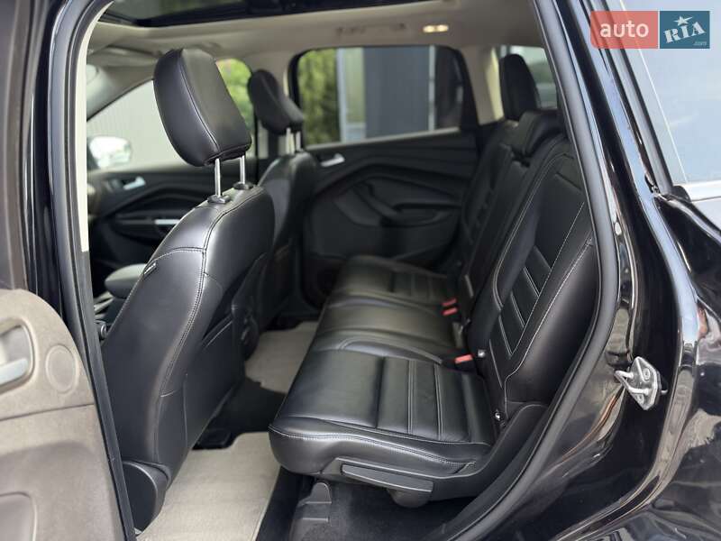 Внедорожник / Кроссовер Ford Escape 2019 в Львове
