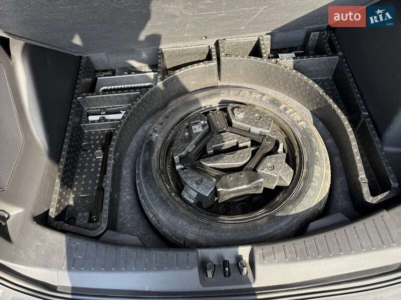 Внедорожник / Кроссовер Ford Escape 2019 в Львове