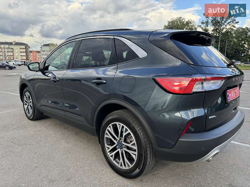 Позашляховик / Кросовер Ford Escape 2022 в Києві