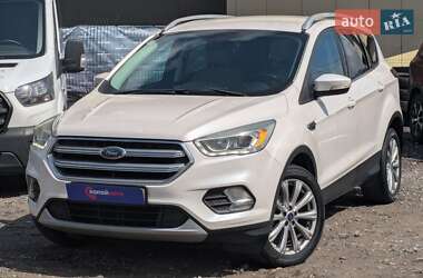 Внедорожник / Кроссовер Ford Escape 2016 в 