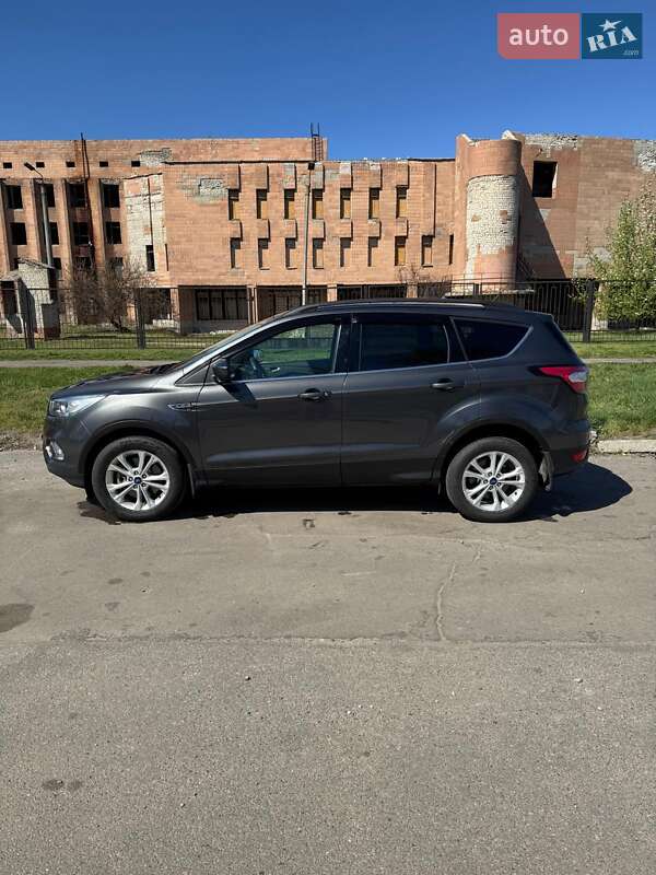 Позашляховик / Кросовер Ford Escape 2018 в Харкові