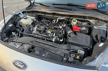 Внедорожник / Кроссовер Ford Escape 2022 в 