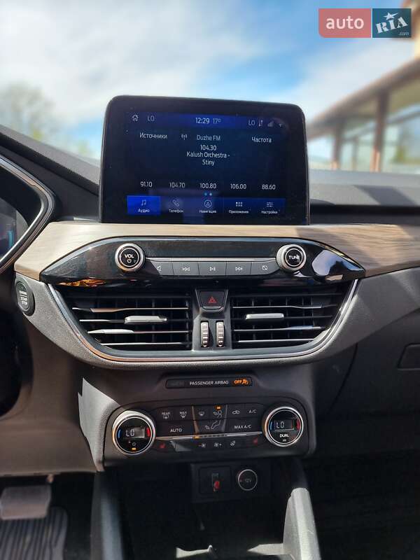 Внедорожник / Кроссовер Ford Escape 2020 в Львове фото 13 Внедорожник / Кроссовер Ford Escape 2020 в Львове
