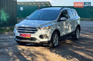 Внедорожник / Кроссовер Ford Escape 2018 в Дубно